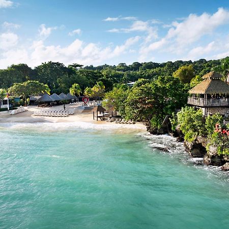 Sandals Ochi Beach All Inclusive Resort - Couples Only (Adults Only) 奥乔里奥斯 外观 照片