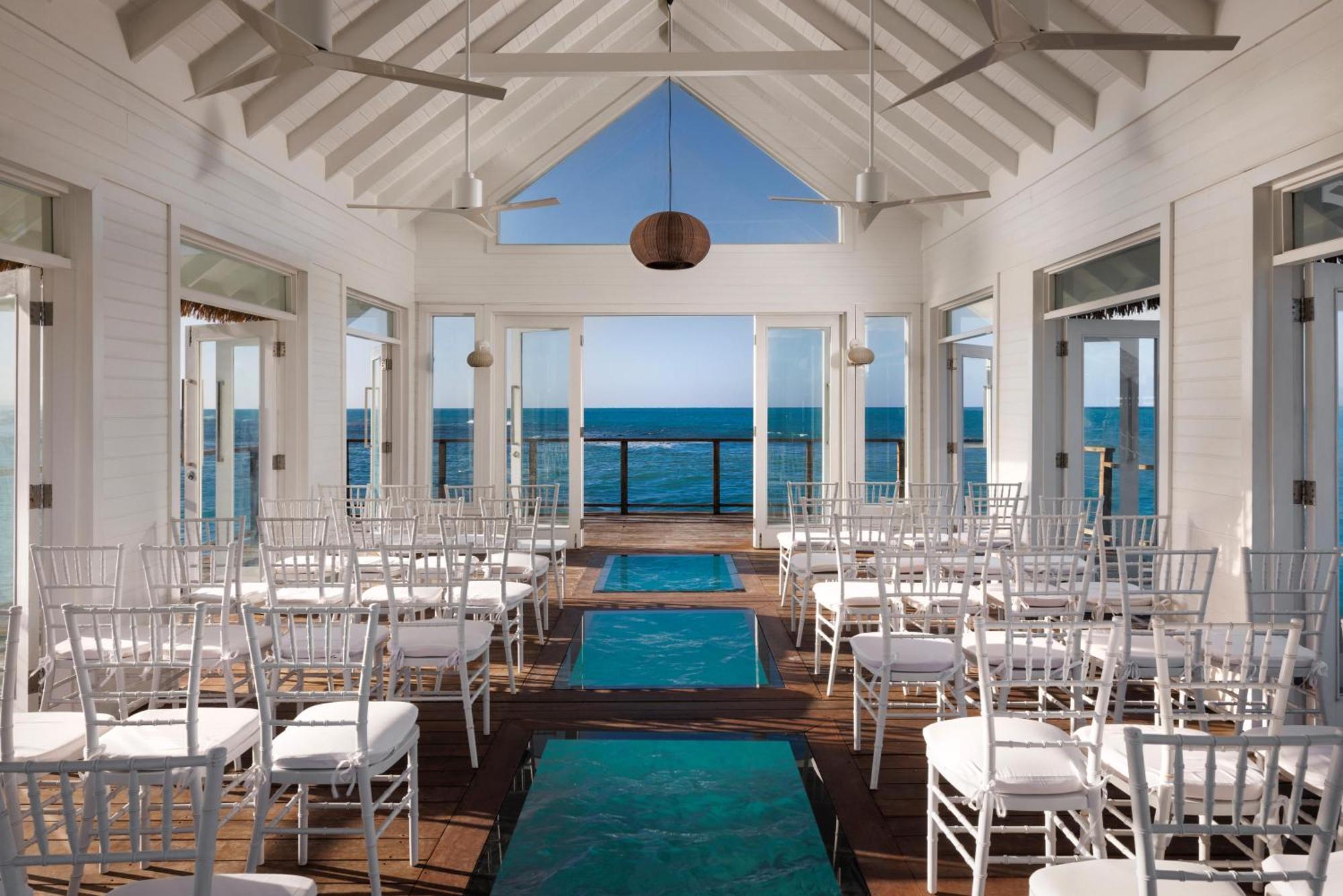 Sandals Ochi Beach All Inclusive Resort - Couples Only (Adults Only) 奥乔里奥斯 外观 照片