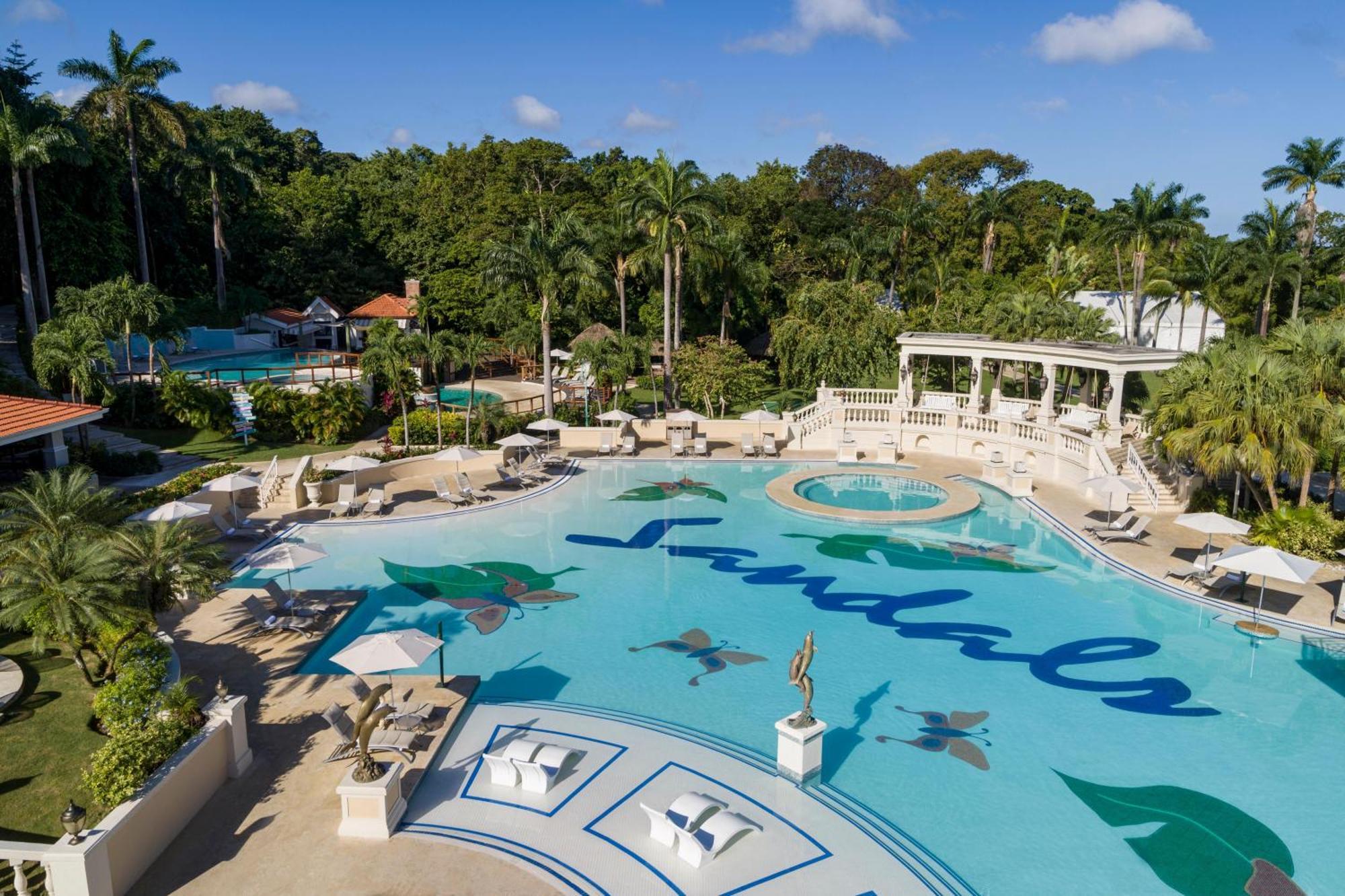 Sandals Ochi Beach All Inclusive Resort - Couples Only (Adults Only) 奥乔里奥斯 外观 照片