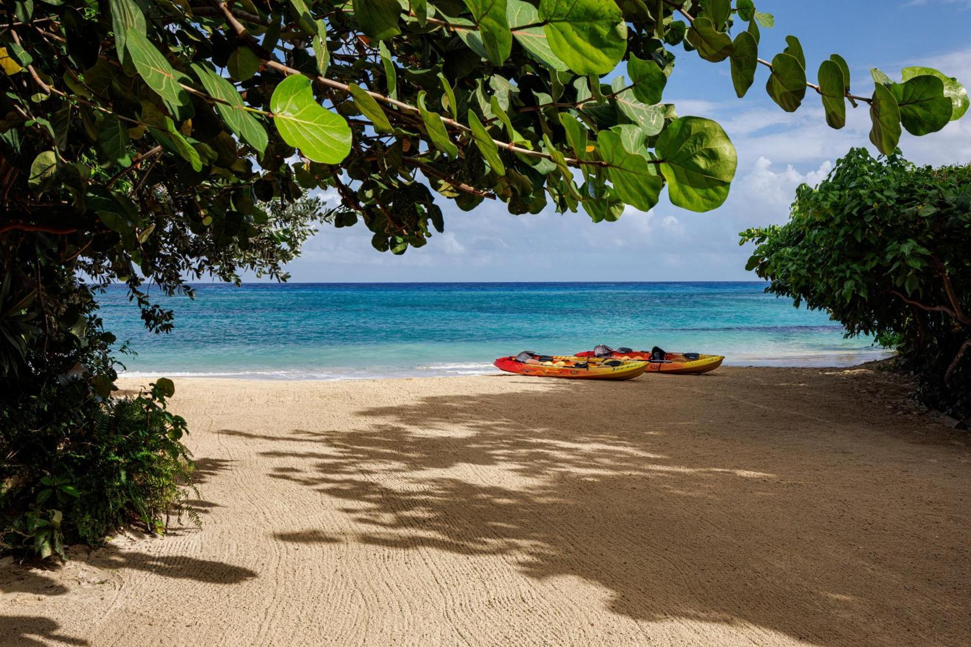 Sandals Ochi Beach All Inclusive Resort - Couples Only (Adults Only) 奥乔里奥斯 外观 照片