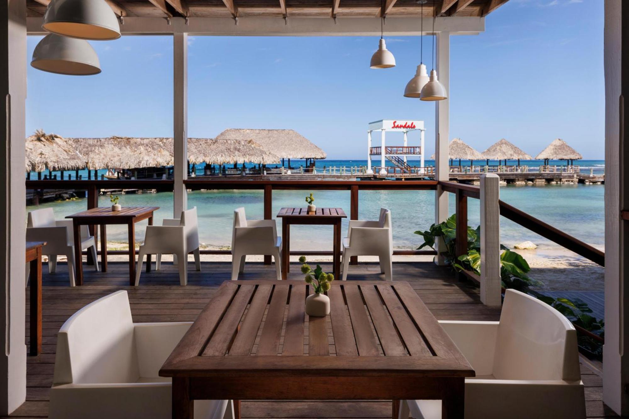 Sandals Ochi Beach All Inclusive Resort - Couples Only (Adults Only) 奥乔里奥斯 外观 照片