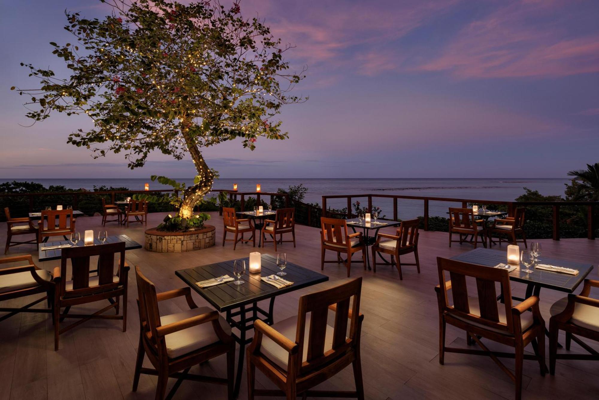 Sandals Ochi Beach All Inclusive Resort - Couples Only (Adults Only) 奥乔里奥斯 外观 照片